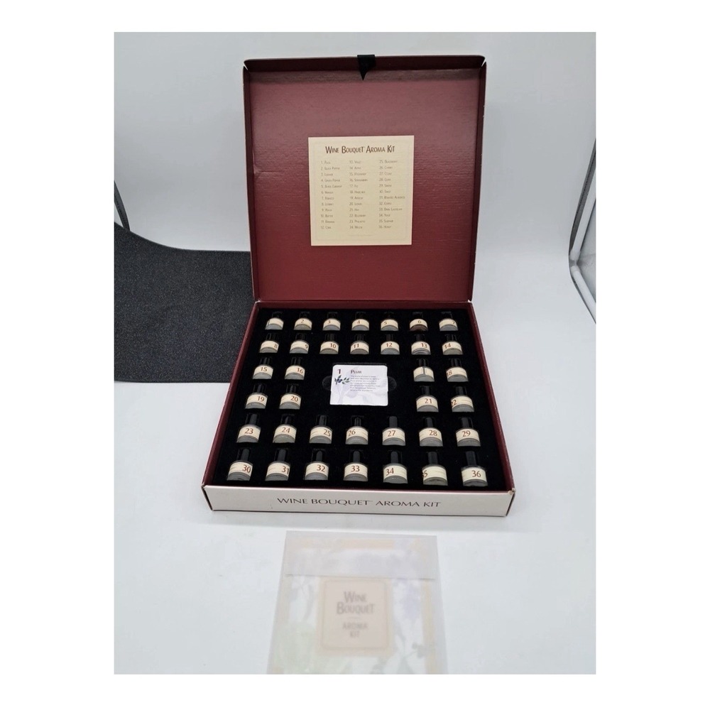 Wine Enthusiast Wine Boquet Aroma Kit 36 Aromas - Unused - Picture 3 of 4